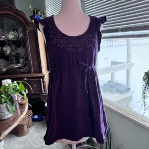 Purple Sleeveless Maternity Shirt with Crochet Detail
